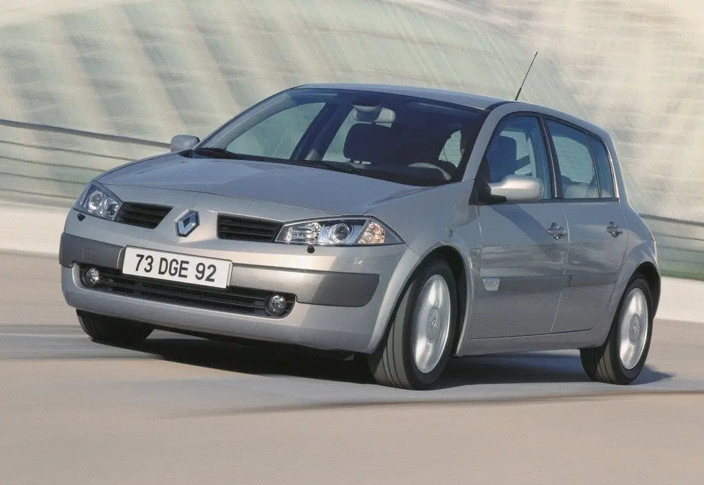 Renault Megane (2003-2009) – Sicherungskasten