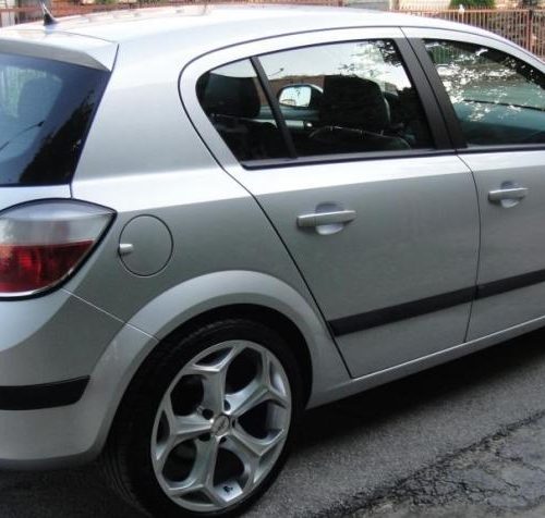 Opel Astra H (2010-2014) – Sicherungskasten