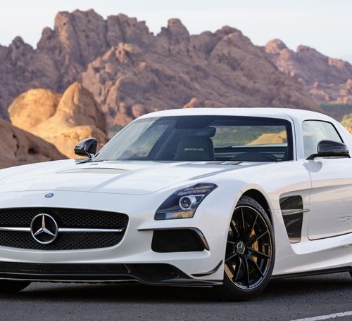 Mercedes-Benz SLS AMG C197/R197 (2011-2015) – Sicherungskasten