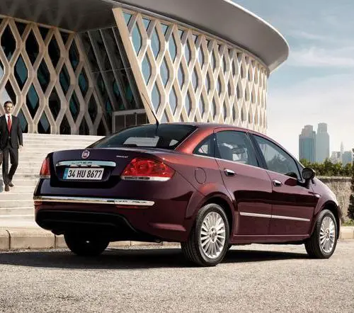 Fiat Linea Facelift (2013-2016) – Sicherungskasten