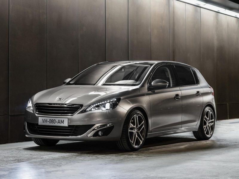 Peugeot 308 (2016) – Sicherungskasten