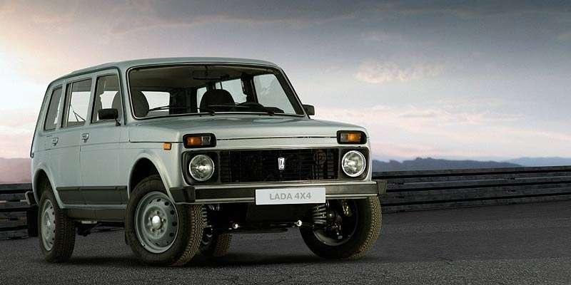 Lada Niva – Sicherungskasten