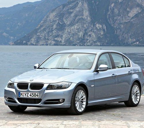 BMW 3 E90, E91, E92, E93 (2005-2013) – Sicherungskasten