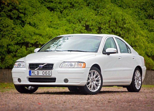 Volvo S60 (2001) – Sicherungskasten