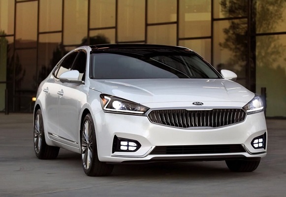 KIA Cadenza IG (2017-2018) – Sicherungskasten