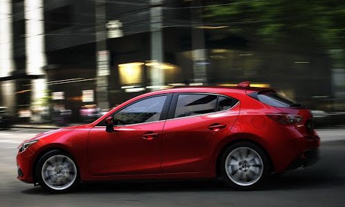 Mazda 3 (2012-2013) – Sicherungskasten