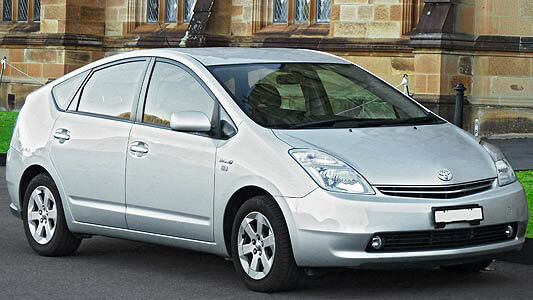 Toyota Prius XW20 (2008-2009) – Sicherungskasten