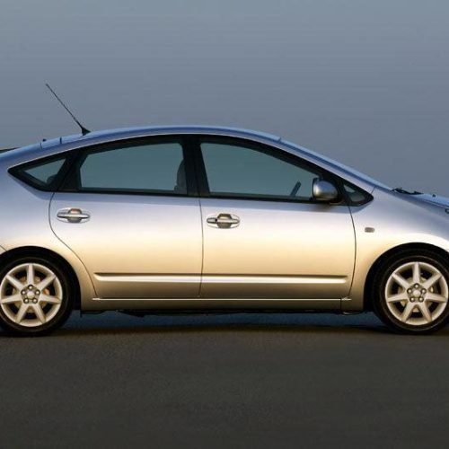 Toyota Prius XW20 (2004-2007) – Sicherungskasten