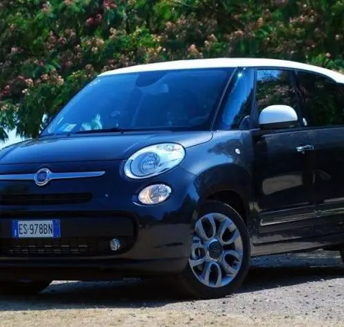 Fiat 500L Living (2012-2016) – Sicherungskasten