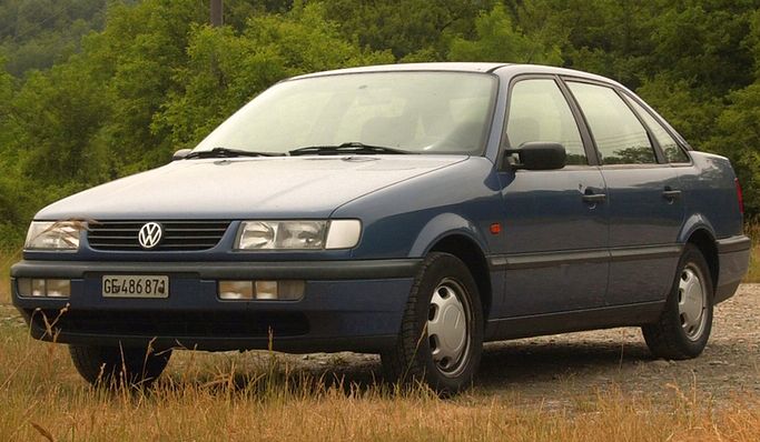 Volkswagen Passat B4 (1993-1997) – Sicherungskasten