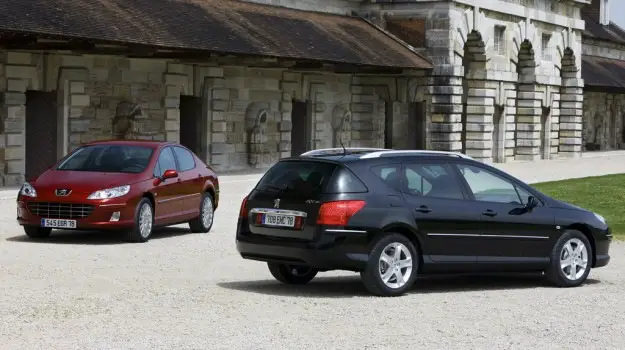 Peugeot 407 (2007-2011) – Sicherungskasten