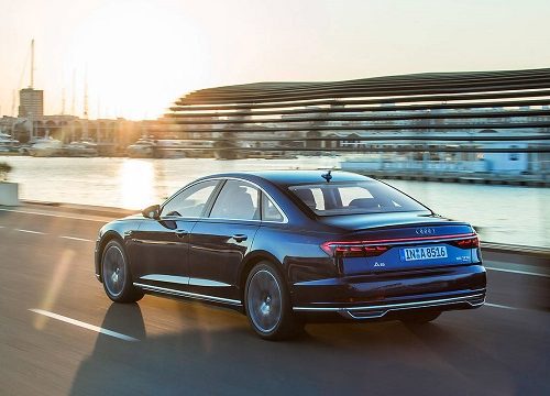 Audi A8 D5 (2021) – Sicherungskasten