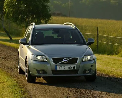 Volvo V50 (2009-2010) – Sicherungskasten