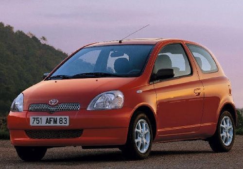 Toyota Yaris I (1999-2005) – Sicherungskasten