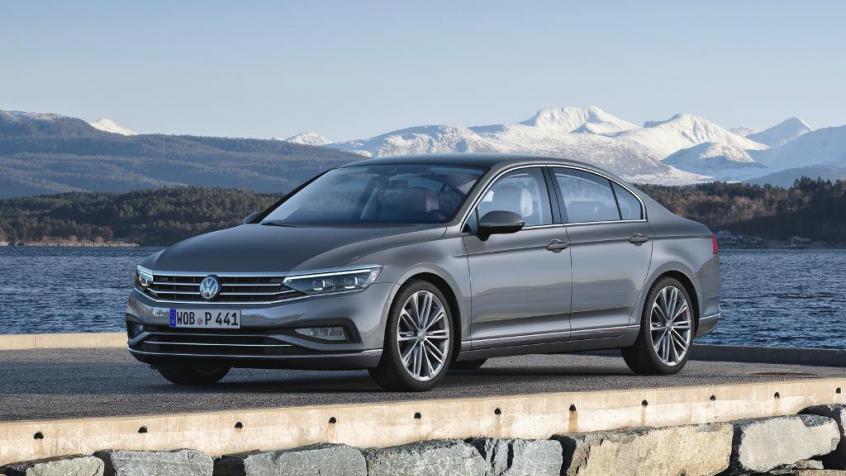 Volkswagen Passat B8 (2015-2021) – Sicherungskasten