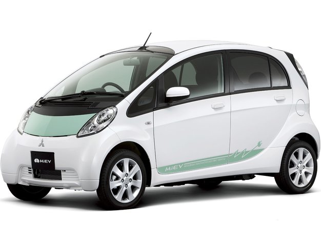 Mitsubishi i-MiEV (2009-2018) – Sicherungskasten