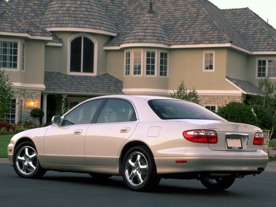 Mazda Millenia (1995-2002) – Sicherungskasten