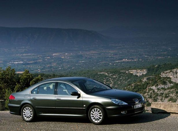 Peugeot 607 (2009) – Sicherungskasten