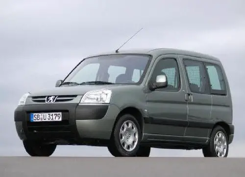 Peugeot Partner (2003-2007) – Sicherungskasten
