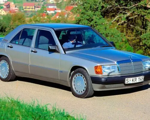 Mercedes-Benz 190 (1982-1993) – Sicherungskasten