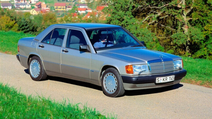 Mercedes-Benz 190 (1982-1993) – Sicherungskasten