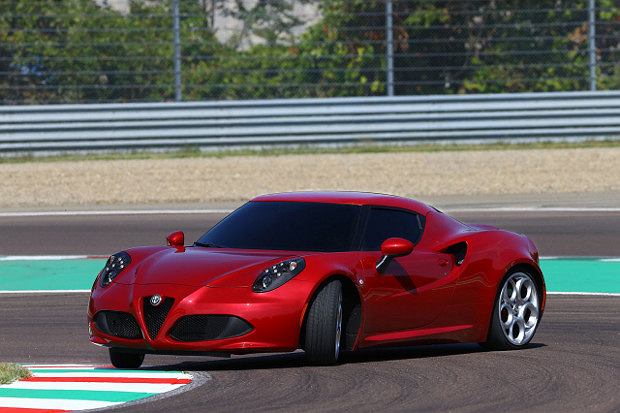 Alfa Romeo 4C (2017-2018) – Sicherungskasten