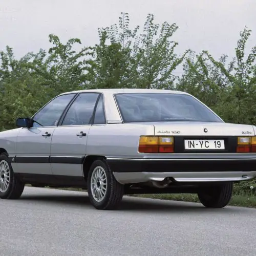 Audi 100 C3 (1989-1991) – Sicherungskasten