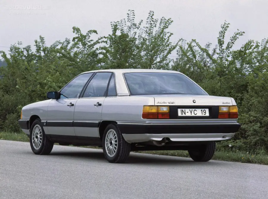 Audi 100 C3 (1989-1991) – Sicherungskasten