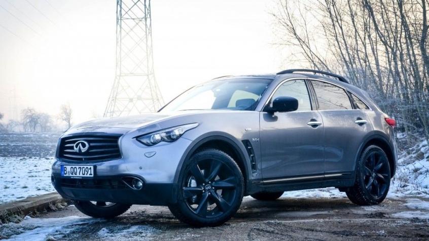 Infiniti QX70 (S51, 2008-2017) – Sicherungskasten