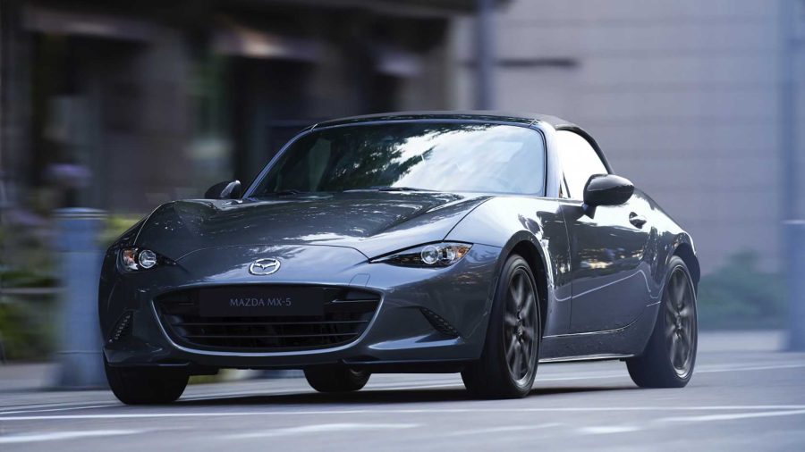 Mazda MX-5 (2020) – Sicherungskasten