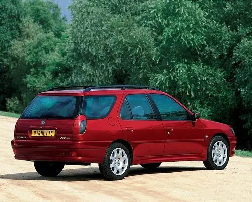 Peugeot 306 Breake (1997-2002) – Sicherungskasten