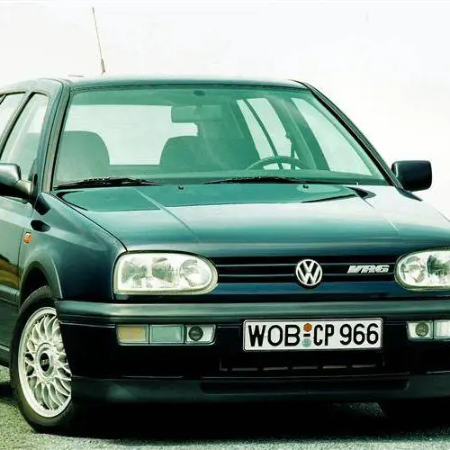 Volkswagen Golf III VR6 (1992-1997) – Sicherungskasten